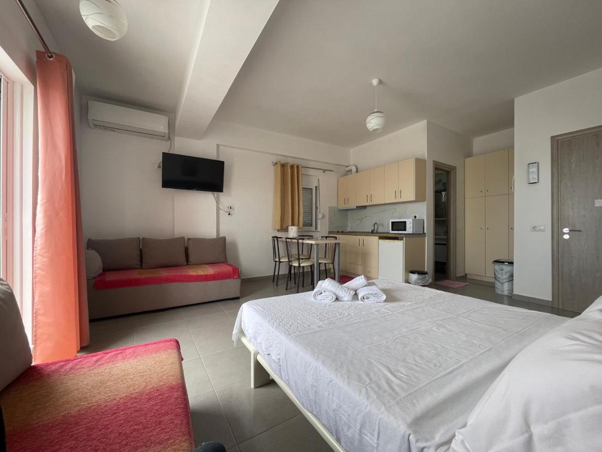 Villa Kostian Sarandë Esterno foto