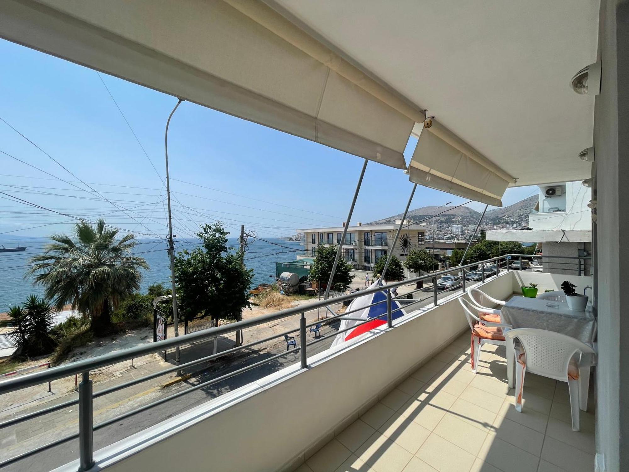 Villa Kostian Sarandë Esterno foto