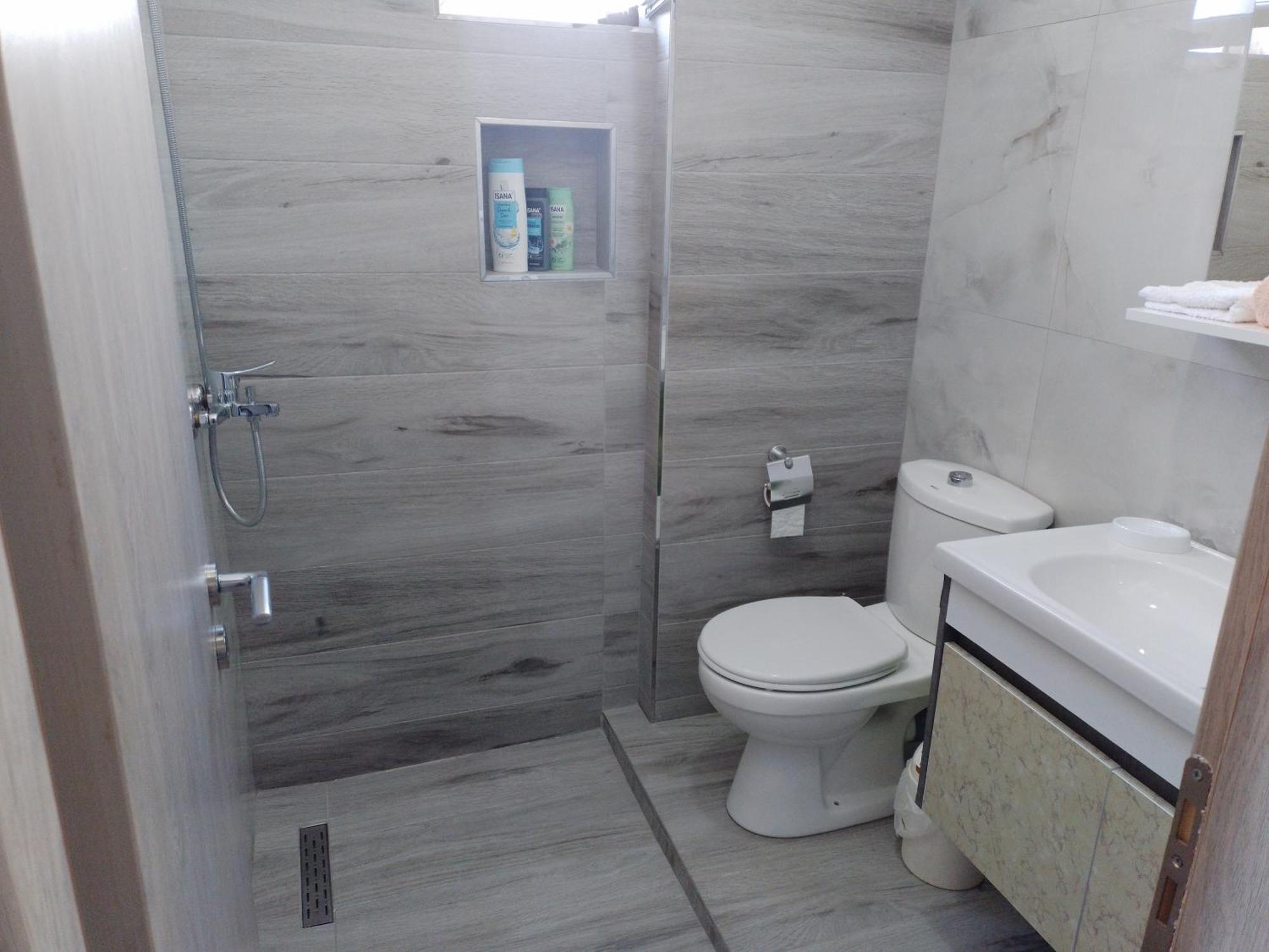 Villa Kostian Sarandë Esterno foto