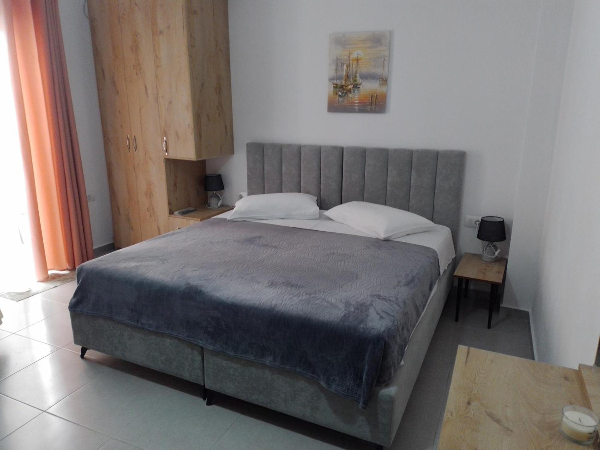 Villa Kostian Sarandë Esterno foto
